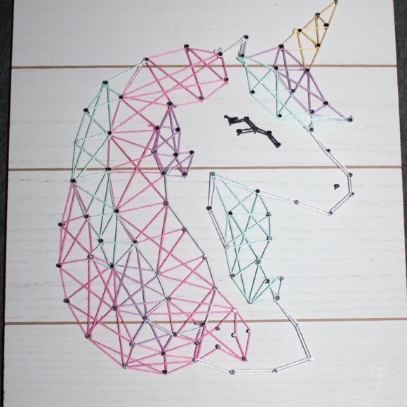 Unicorn string art wooden wall plaque NWT - Picture 8 of 16
